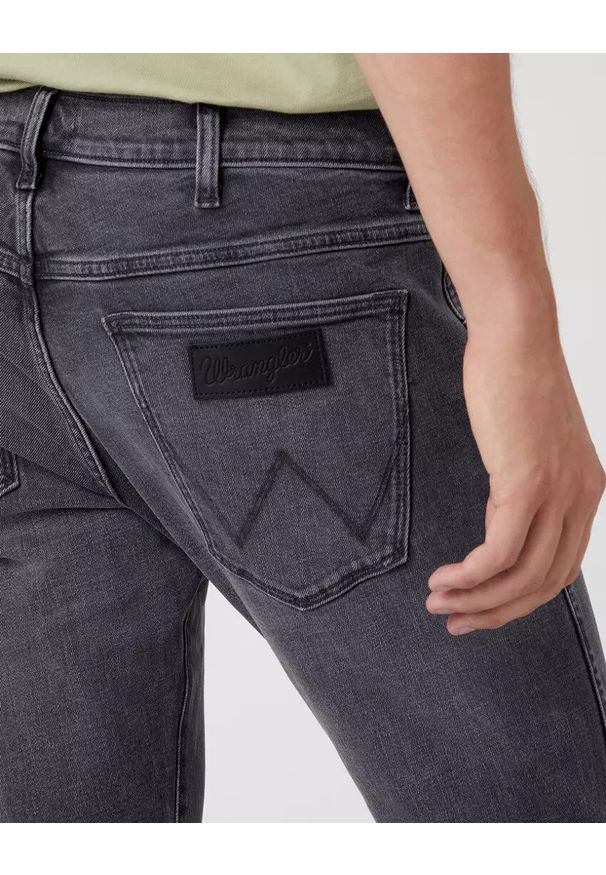 Wrangler - WRANGLER BRYSON MĘSKIE SPODNIE JEANSOWE JEANSY BLACKOUT W14X29Z79 112330720