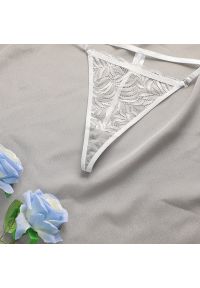 Intica - Komplet bielizny z haftem na romantyczne wieczory Jsandye. Kolor: biały. Materiał: tkanina, materiał. Wzór: haft #3