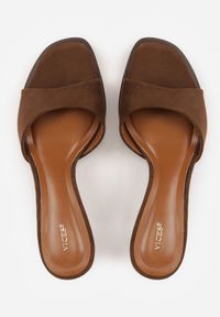 Born2be - Brązowe Minimalistyczne Klapki na Szpilce VICES z Imitacji Zamszu Fodita. Okazja: na co dzień. Kolor: brązowy. Materiał: zamsz. Obcas: na szpilce. Styl: casual, elegancki. Wysokość obcasa: średni #3