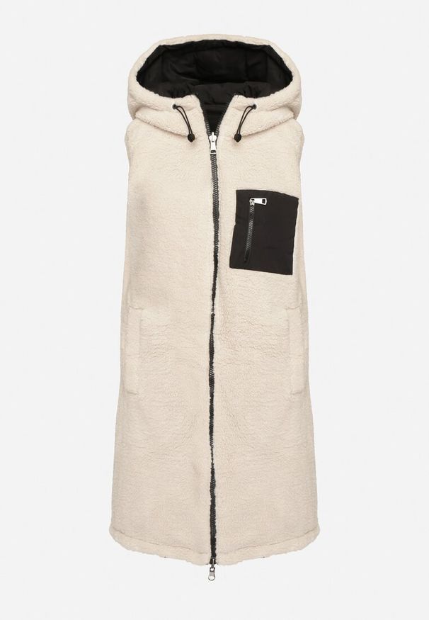 Born2be - Czarna Pikowana Kamizelka Dwustronna z Futerkiem Typu Baranek i Kapturem Lertiala. Okazja: na co dzień. Kolor: czarny. Materiał: futro. Wzór: aplikacja. Styl: casual, elegancki, klasyczny