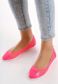 Born2be - Różowe Neonowe Baleriny Ranes. Nosek buta: okrągły. Zapięcie: bez zapięcia. Kolor: różowy. Materiał: koronka, jeans, lakier, skóra, materiał. Wzór: ażurowy. Obcas: na płaskiej podeszwie. Styl: wakacyjny