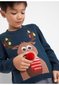Sweter chłopięcy z bożonarodzeniowym motywem bonprix ciemnoniebieski. Kolor: niebieski. Materiał: materiał, akryl. Wzór: prążki, aplikacja. Styl: elegancki #4