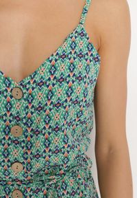 Born2be - Zielony Kombinezon Siffo. Kolor: zielony. Materiał: materiał. Długość rękawa: na ramiączkach. Wzór: aplikacja, kolorowy, jednolity. Sezon: lato #5