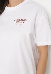 Born2be - Biało-Czerwony Bawełniany T-shirt Typu Oversize z Nadrukiem i Napisem Fillana. Okazja: na co dzień. Kolor: biały. Materiał: bawełna. Wzór: napisy, nadruk. Styl: casual #5