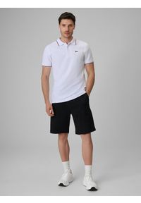 4f - 4F Spodenki casual męskie - czarne M. Okazja: na co dzień. Kolor: czarny. Materiał: bawełna, tkanina. Sezon: lato. Styl: casual #1