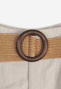 Renee - Beżowe Szorty Casual z Wiskozą High Waist Ozdobione Paskiem z Plecionki Kailee. Okazja: na co dzień. Stan: podwyższony. Kolor: beżowy. Materiał: wiskoza. Wzór: aplikacja. Styl: casual #8