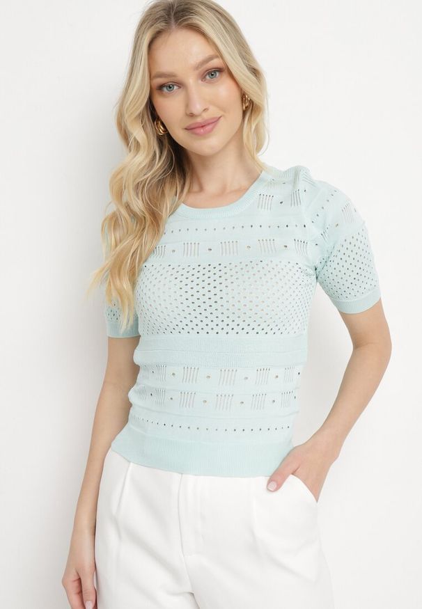 Born2be - Miętowa Ażurowa Bluzka z Krótkim Rękawem Alirada. Kolor: miętowy. Materiał: materiał. Długość rękawa: krótki rękaw. Długość: krótkie. Wzór: ażurowy