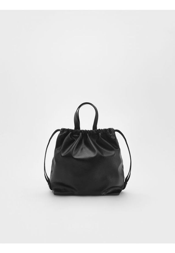 Reserved - Plecak z imitacji skóry - czarny. Kolor: czarny. Materiał: skórzane