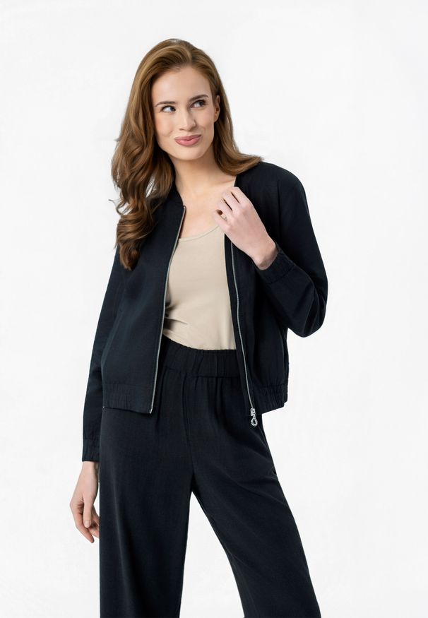 Volcano - Bomberka z lnem JB-TOKEO. Okazja: na co dzień. Typ kołnierza: kołnierzyk stójkowy. Kolor: czarny. Materiał: len. Styl: casual