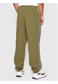 Levi's® Spodnie dresowe A3310-0000 Zielony Regular Fit. Kolor: zielony. Materiał: bawełna, dresówka