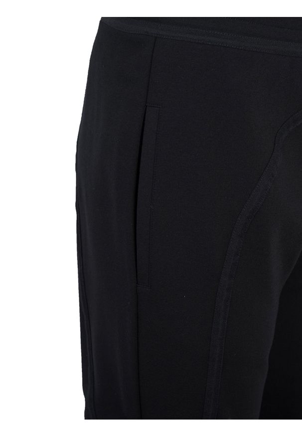 Bikkembergs Spodnie | A 1 02B HM E B072 | Mężczyzna | Czarny. Okazja: na co dzień. Kolor: czarny. Materiał: wiskoza, nylon, elastan. Styl: casual