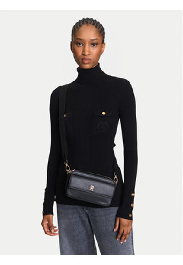 TOMMY HILFIGER - Tommy Hilfiger Torebka DISTINCT CAMERA BAG AW0AW17455 Czarny. Kolor: czarny. Materiał: skórzane