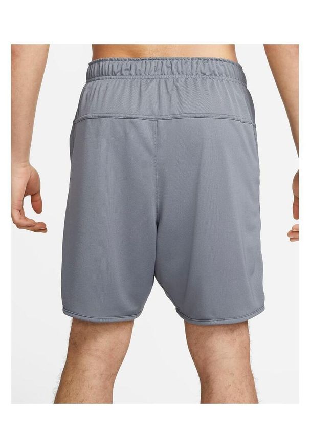 Spodenki męskie Nike Dri-Fit Totality 7" Unlined. Kolor: szary. Technologia: Dri-Fit (Nike)
