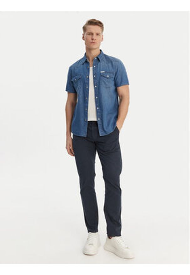 Guess Koszula jeansowa M6GH87 D1035 Niebieski Regular Fit. Kolor: niebieski. Materiał: bawełna
