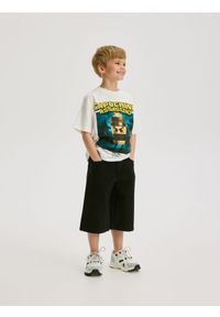 Reserved - T-shirt Capuchino Assassino - złamana biel. Materiał: bawełna, dzianina #1