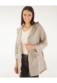 Unisono - KURTKA Z OZDOBNYM KWIATEM 114-7883S2 BEIGE. Materiał: bawełna. Wzór: kwiaty