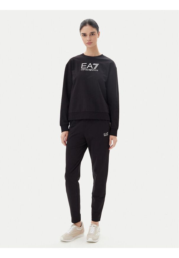 EA7 Emporio Armani Dres 7W000115 AF13135 UC001 Czarny Regular Fit. Kolor: czarny. Materiał: bawełna