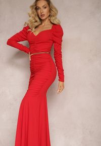 Renee - Czerwona Sukienka Maxi z Ozdobnym Marszczeniem Jarnita. Kolor: czerwony. Wzór: aplikacja. Typ sukienki: rozkloszowane. Styl: elegancki. Długość: maxi #2