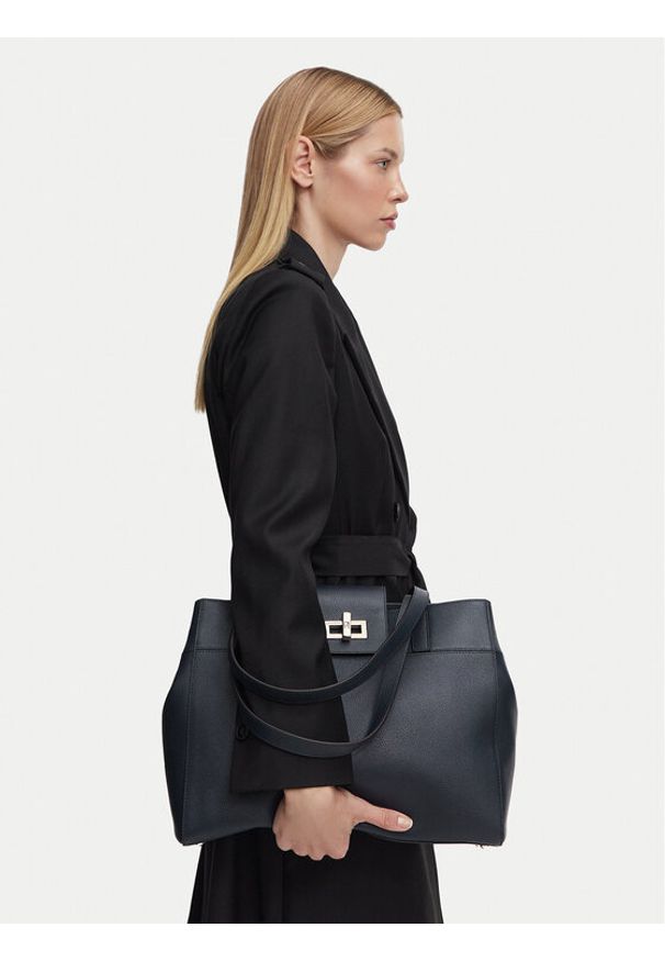 Furla Torebka Amelia L Tote WB01952 BX4546 CN 4852S Granatowy. Kolor: niebieski. Materiał: skórzane