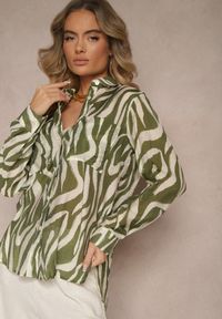 Renee - Zielona Transparentna Koszula z Wiskozy o Klasycznym Kroju w Print Zebra Covianne. Okazja: na co dzień. Kolor: zielony. Materiał: wiskoza. Wzór: motyw zwierzęcy, nadruk. Styl: klasyczny