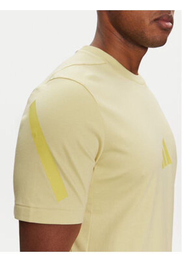 Adidas - adidas T-Shirt Z.N.E. JD5981 Żółty Regular Fit. Kolor: żółty. Materiał: bawełna