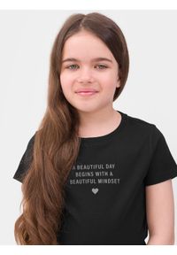 4F JUNIOR - T-shirt z nadrukiem dziewczęcy. Kolor: czarny. Materiał: bawełna. Wzór: nadruk #2