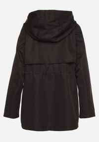 Born2be - Czarna Klasyczna Kurtka Parka z Kapturem i Ściągaczem w Pasie Cinelle. Okazja: na co dzień. Typ kołnierza: kaptur. Kolor: czarny. Materiał: jeans, skóra. Styl: klasyczny #7