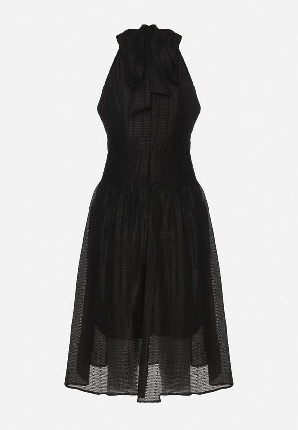 Born2be - Czarna Rozkloszowana Sukienka z Tłoczonej Tkaniny z Wiązaniem z Tyłu Nimioretta. Okazja: na ślub cywilny, na wesele, na imprezę. Kolor: czarny. Materiał: tkanina. Wzór: aplikacja. Typ sukienki: rozkloszowane. Styl: elegancki