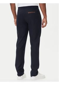 Bugatti Spodnie dresowe 8200-85050D Granatowy Regular Fit. Kolor: niebieski. Materiał: bawełna #4