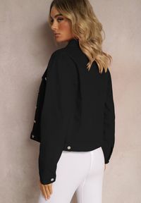 Renee - Czarna Jeansowa Kurtka z Bawełny z Guzikami i Kieszeniami Ainztia. Kolor: czarny. Materiał: bawełna, jeans