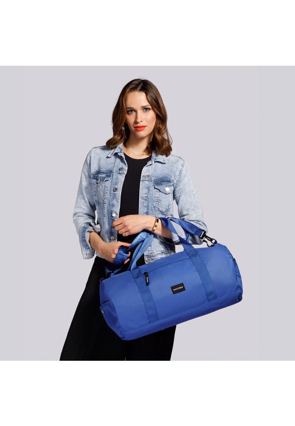 Wittchen - Torba podróżna basic duża. Kolor: niebieski. Materiał: poliester. Styl: sportowy, elegancki