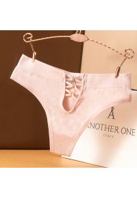 Intica - Tangi sportowe z wycięciem do ćwiczeń Denae. Kolor: różowy. Materiał: materiał