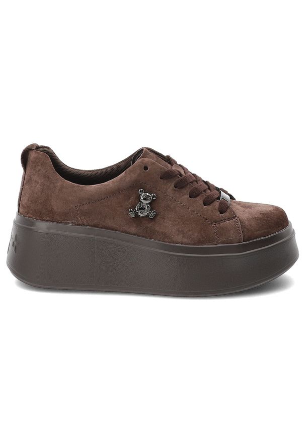Sneakersy damskie Filippo, cholewka ze skóry naturalnej zamszowej z zabudowanym przodem klasyczne wiązanie na grubej platformowej podeszwie, brązowe,. Okazja: na co dzień, na spacer. Zapięcie: sznurówki. Kolor: brązowy. Materiał: skóra, zamsz. Szerokość cholewki: normalna. Wzór: aplikacja. Styl: klasyczny