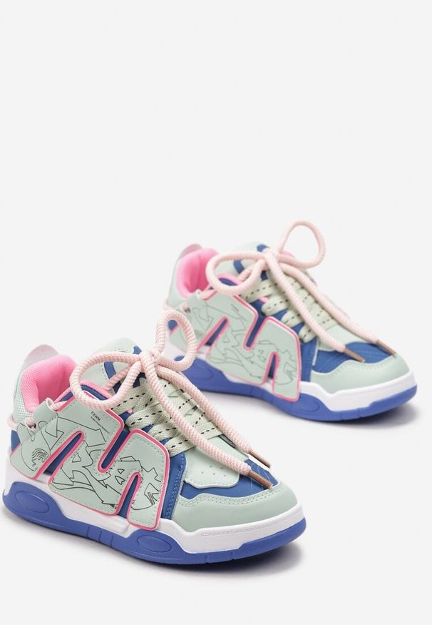 Born2be - Niebieskie Sneakersy na Grubej Podeszwie z Naszywką i Podwójnymi Sznurówkami Dohna. Kolor: niebieski. Wzór: aplikacja