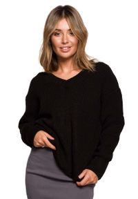 MOE - Klasyczny Sweter z Dekoltem w Szpic - Czarny. Kolor: czarny. Materiał: akryl. Styl: klasyczny