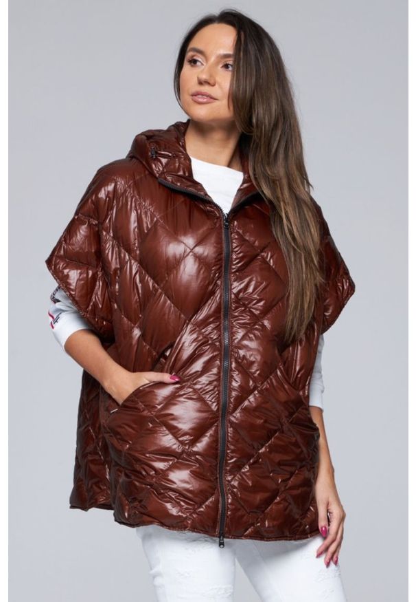 Hetrego - HETREGO Brązowy damski puchowy bezrękawnik Ginger z kapturem, Rozmiar M. Typ kołnierza: kaptur. Kolor: brązowy. Materiał: puch, poliamid. Długość rękawa: bez rękawów