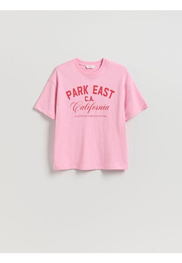 Reserved - T-shirt z nadrukiem - różowy. Kolor: różowy. Materiał: bawełna. Wzór: nadruk