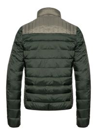 Wrangler - KURTKA WRANGLER BOMBER IVY GREEN W4657WYIX. Wzór: aplikacja. Sezon: wiosna, jesień