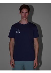 4f - 4F T-shirt regular z nadrukiem męski - szary M. Okazja: na co dzień. Kolor: szary. Materiał: bawełna, materiał, jersey. Długość rękawa: krótki rękaw. Długość: krótkie. Wzór: nadruk. Styl: klasyczny, sportowy, casual