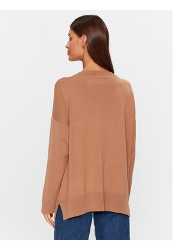 Kontatto Sweter 3M1141 Brązowy Regular Fit. Kolor: brązowy. Materiał: wiskoza