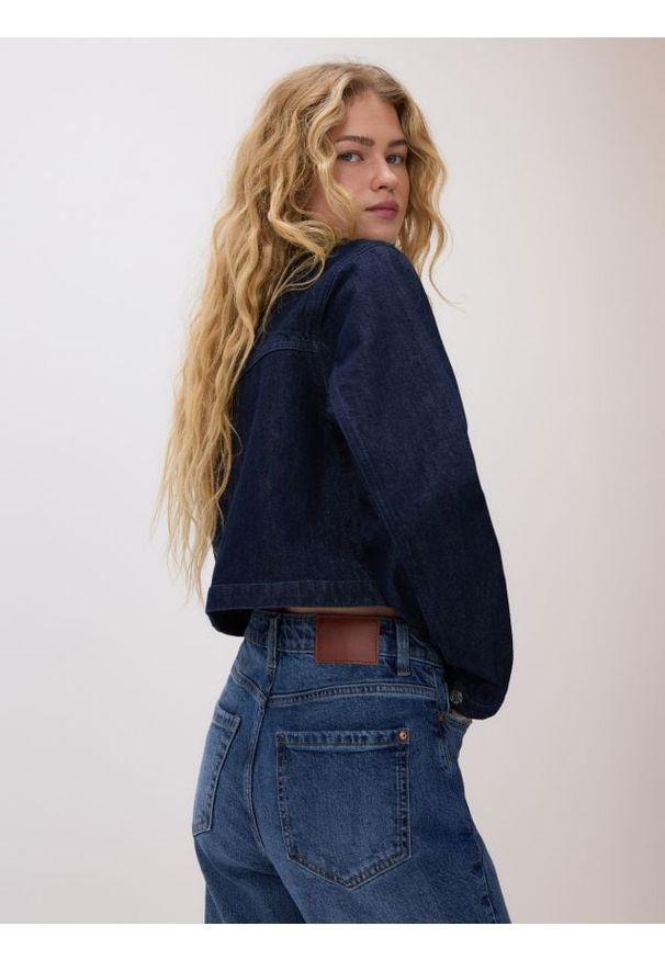 Reserved - Jeansy mom fit - granatowy. Kolor: niebieski