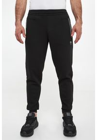 EA7 Emporio Armani - Spodnie dresowe meskie EA7 EMPORIO ARMANI. Materiał: dresówka
