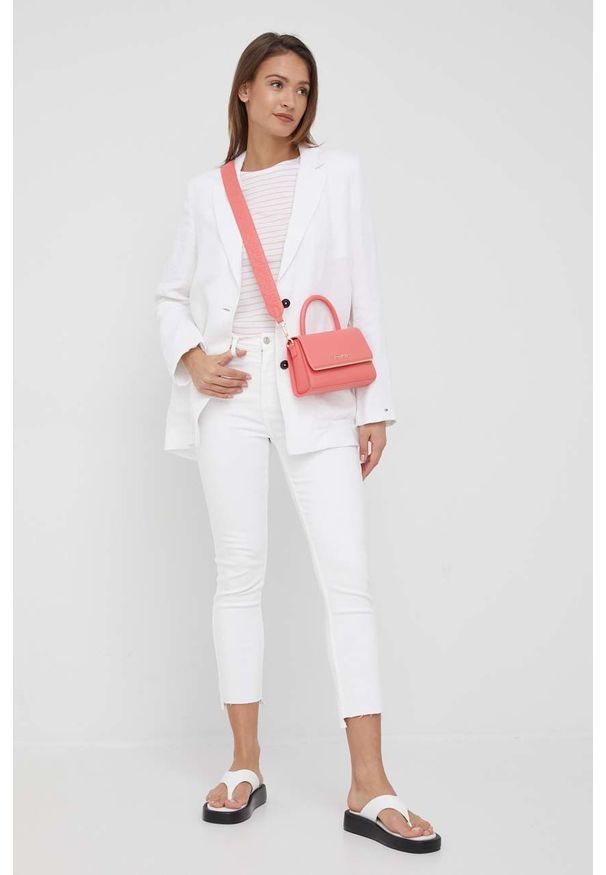 GAP jeansy damskie high waist. Stan: podwyższony. Kolor: biały