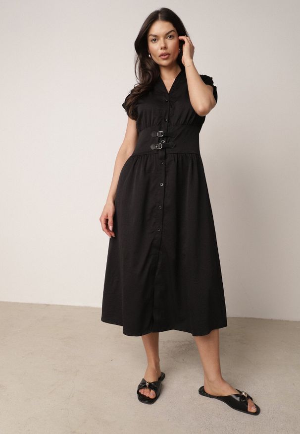 Born2be - Czarna Sukienka Koszulowa z Modelującym Przeszyciem ze Sprzączkami w Talii Puresa. Okazja: do pracy, na co dzień, na spotkanie biznesowe. Kolor: czarny. Typ sukienki: koszulowe. Styl: biznesowy, casual