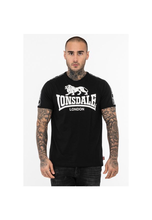 Koszulka Lonsdale Stour. Kolor: czarny, biały, wielokolorowy. Wzór: aplikacja
