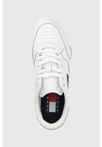 Tommy Jeans sneakersy kolor biały. Nosek buta: okrągły. Zapięcie: sznurówki. Kolor: biały. Materiał: włókno, guma, materiał