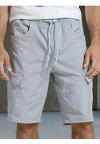 Sinsay - Szorty jeansowe jogger - niebieski. Kolor: niebieski