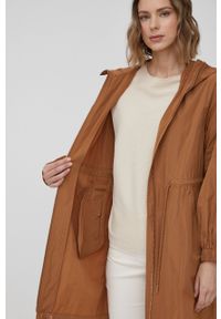 Pennyblack kurtka damska kolor brązowy przejściowa. Okazja: na co dzień. Kolor: brązowy. Materiał: materiał. Styl: casual #2