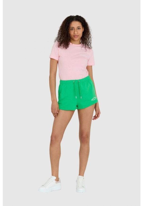 Juicy Couture - JUICY COUTURE Zielone szorty damskie anya recycled z haftowanym logo. Kolor: zielony. Wzór: haft