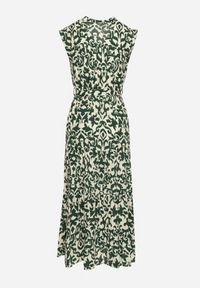 Born2be - Zielona Wiskozowa Sukienka z Gumką w Pasie Zapinana na Guziki z Materiałowym Paskiem Giselia. Okazja: na co dzień. Typ kołnierza: dekolt w serek. Kolor: zielony. Materiał: materiał, wiskoza. Długość rękawa: krótki rękaw. Styl: casual, elegancki #2